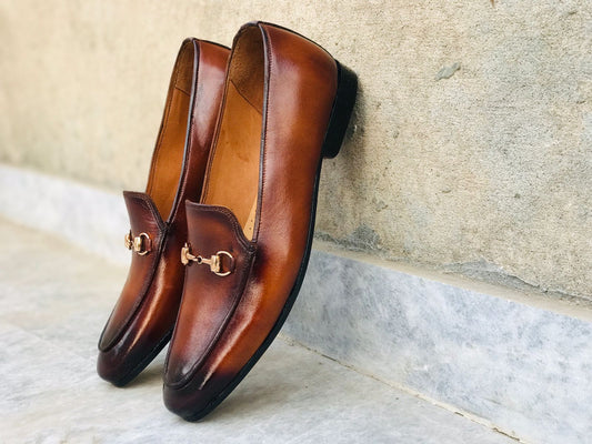 HAND-AGED LOAFERS WITH GOLDEN HORSEBIT