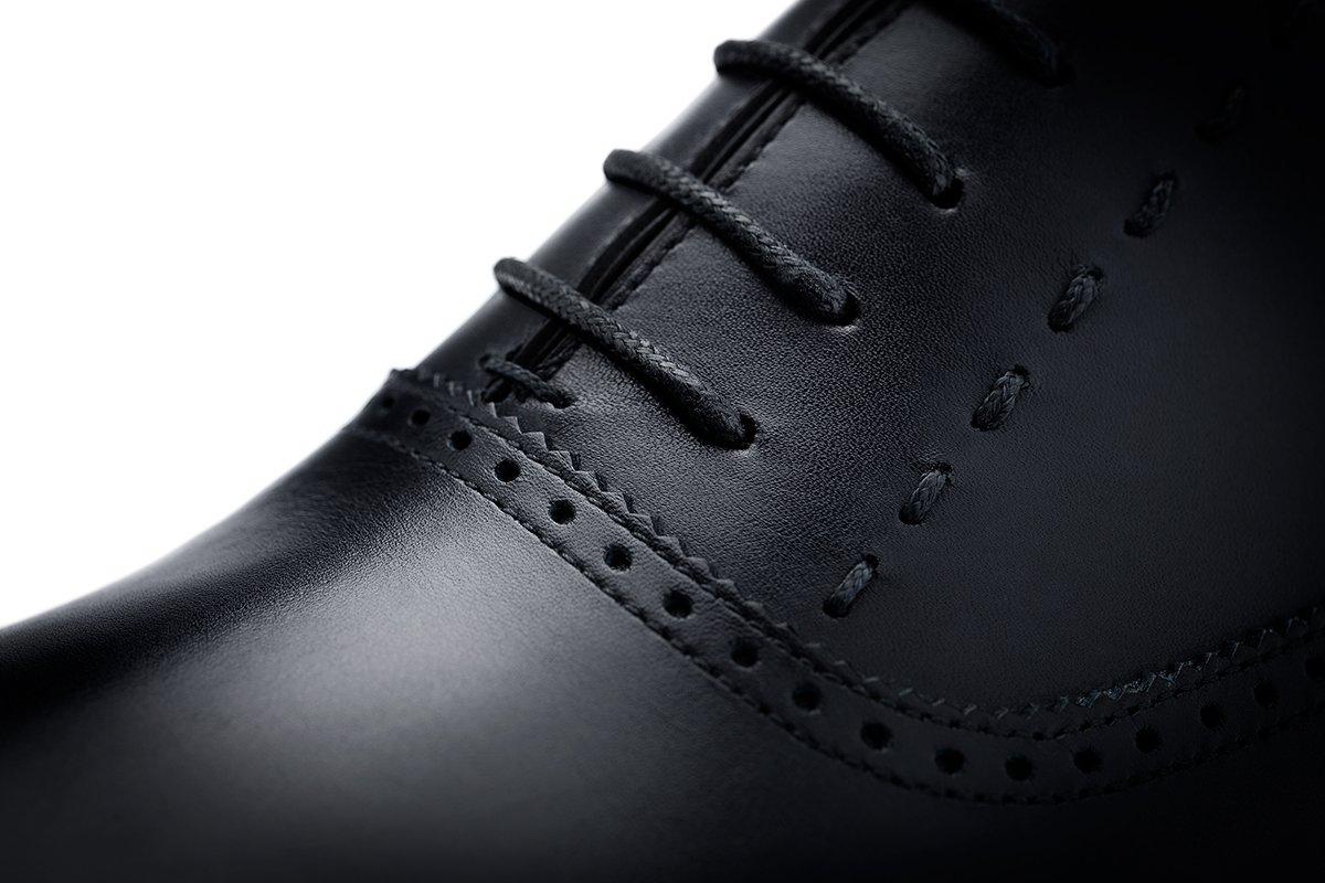 Tornado Black lace-up