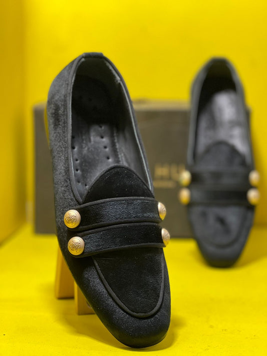 NEW Signature loafer