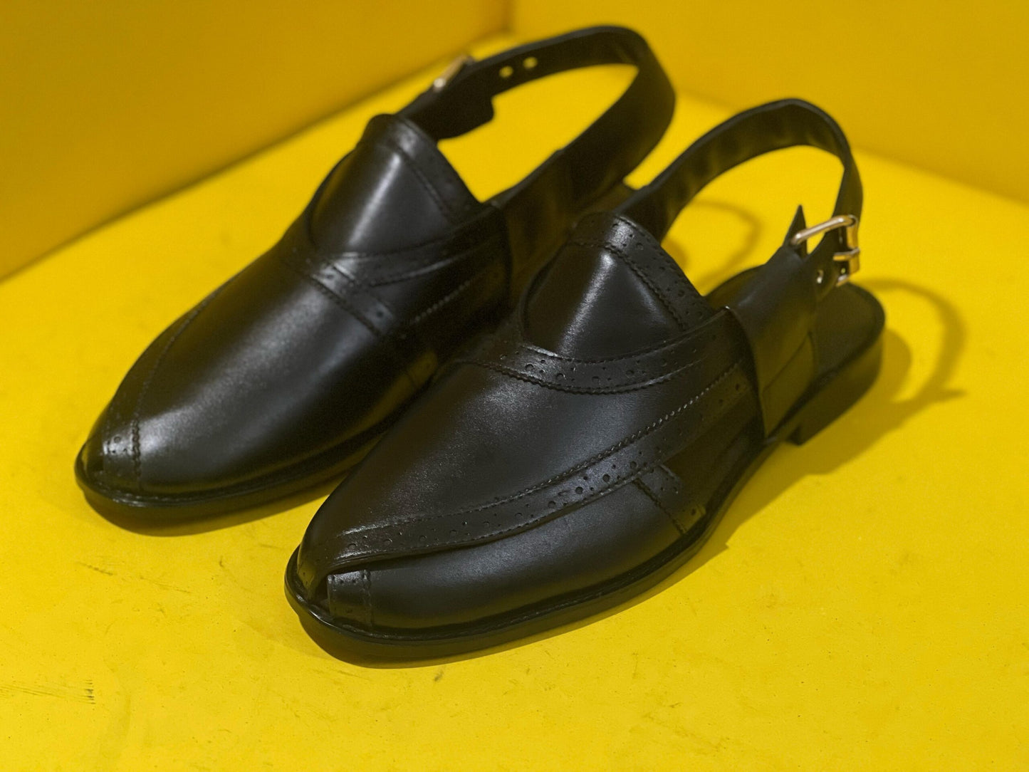 Black Classic Peshawri Chappal