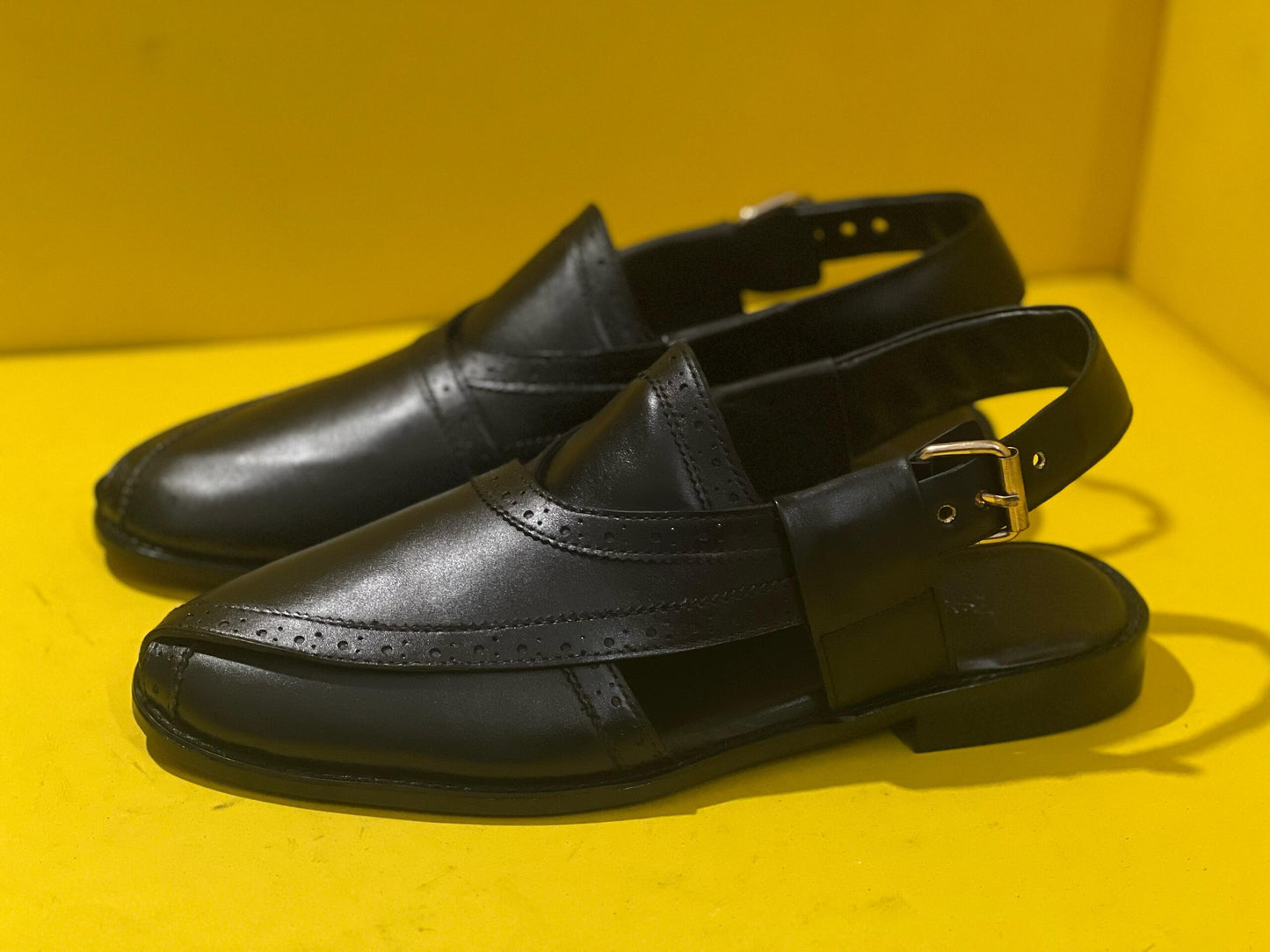 Black Classic Peshawri Chappal